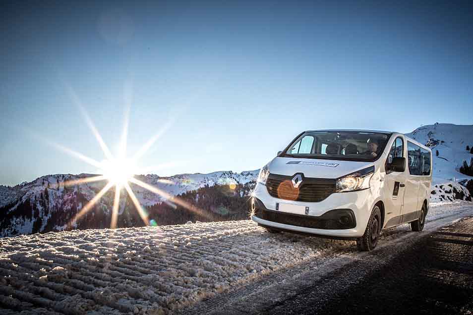 Airport transfers - Flaine, Samoens, Les Carroz, Morillon Go Massif vehicle